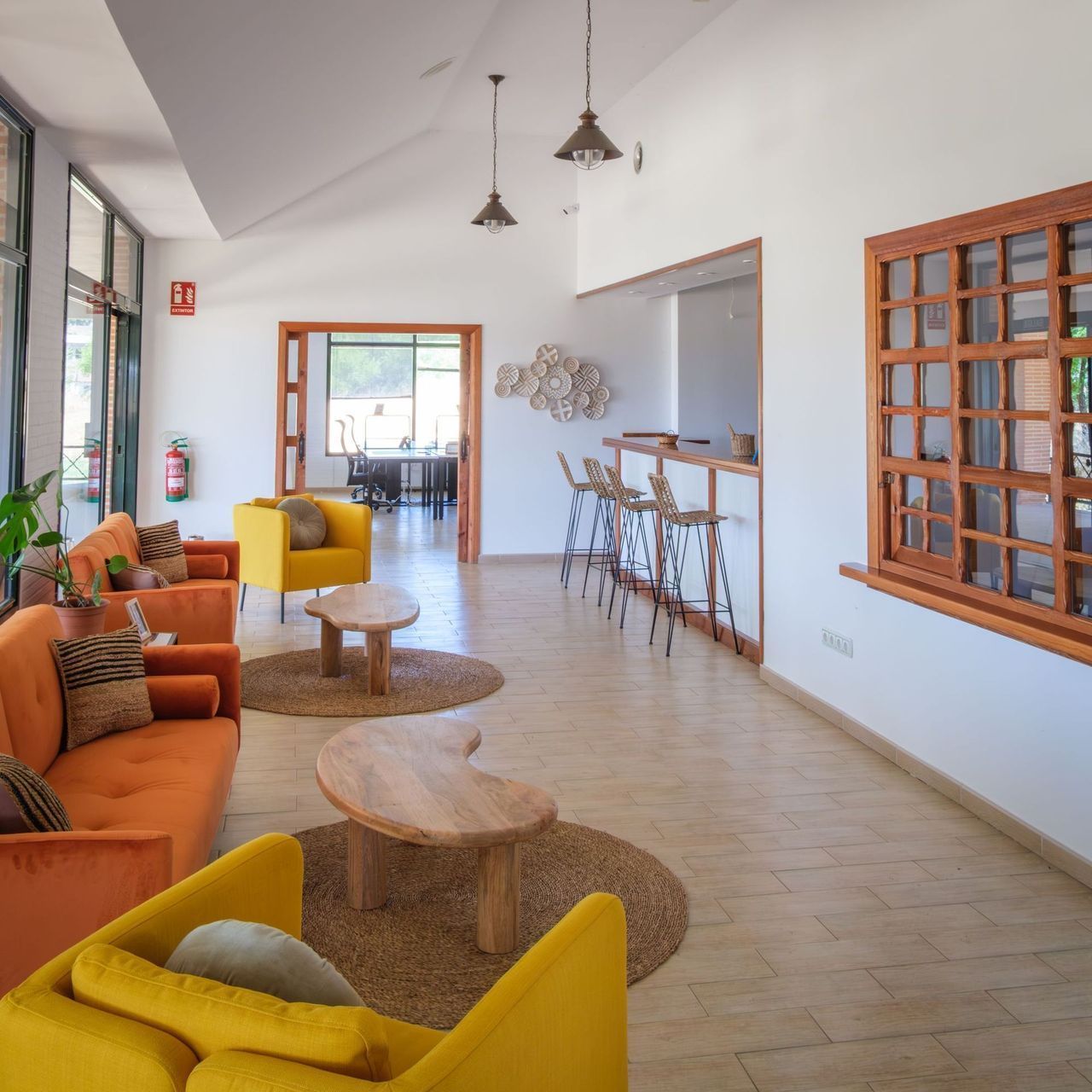 Lounge with bar stools
